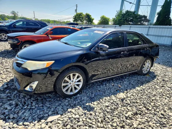 2013 Toyota Camry LE