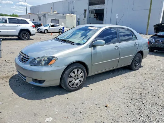 2004 Toyota Corolla LE