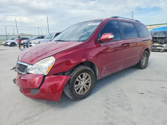 2011 Kia Sedona LX
