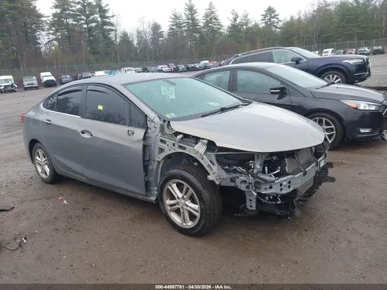 2017 Chevrolet Cruze LT