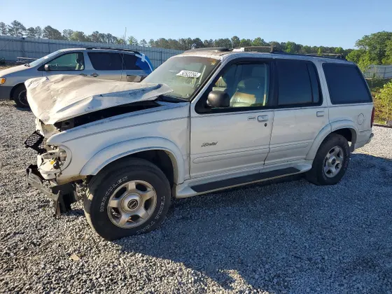2001 Ford Explorer Limited