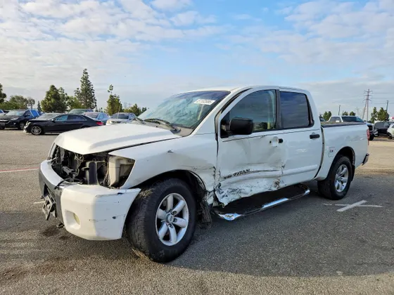 2008 Nissan Titan SE