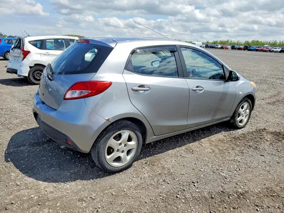 2014 Mazda Mazda2 Sport