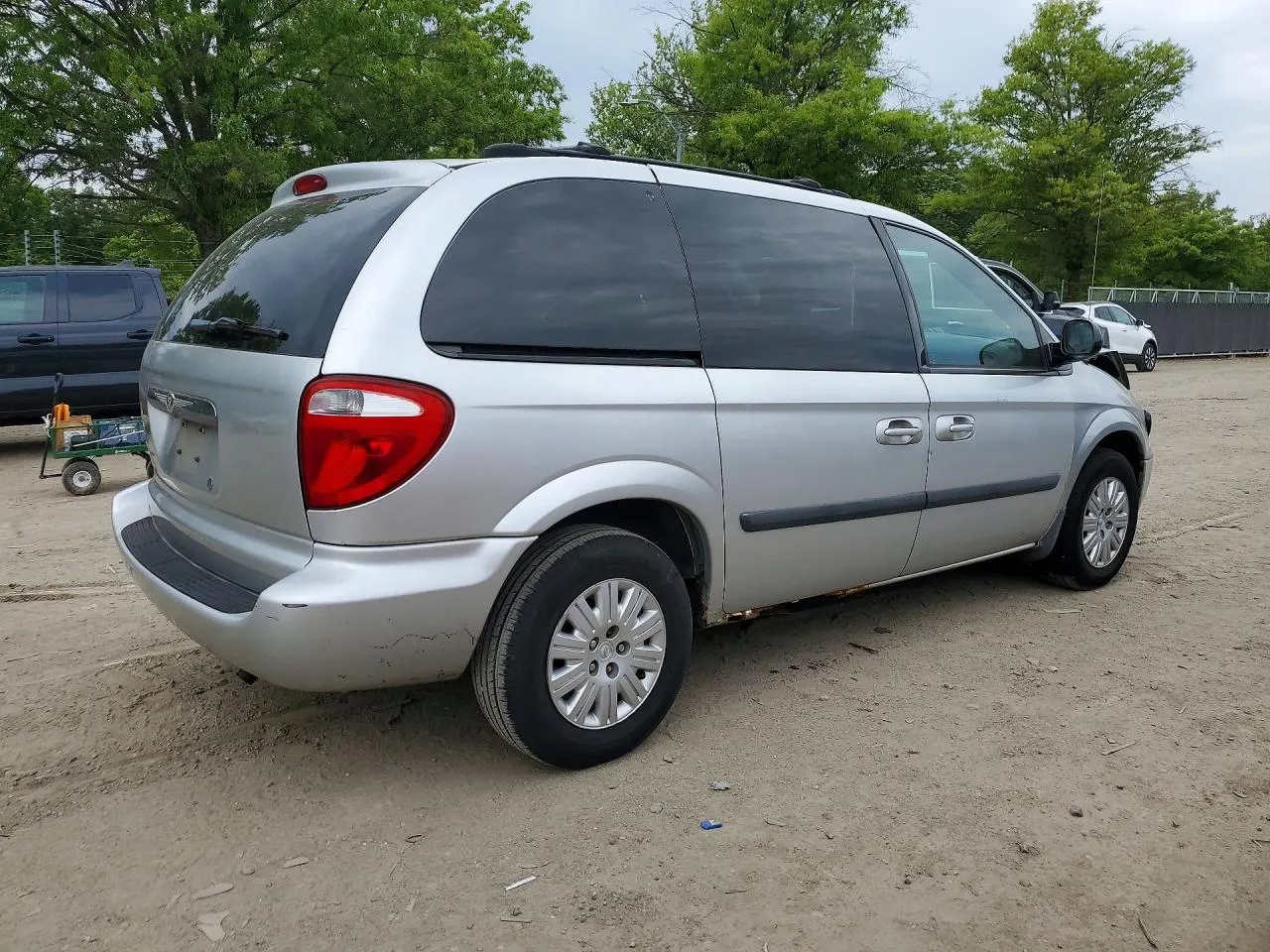 2006 Chrysler Town & Country SWB TOWN & COUNTRY