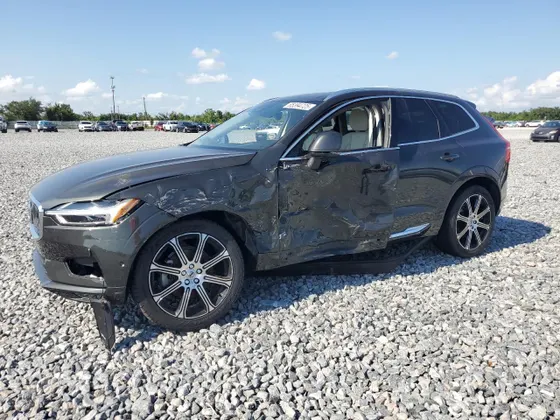 2019 Volvo XC60 Inscription