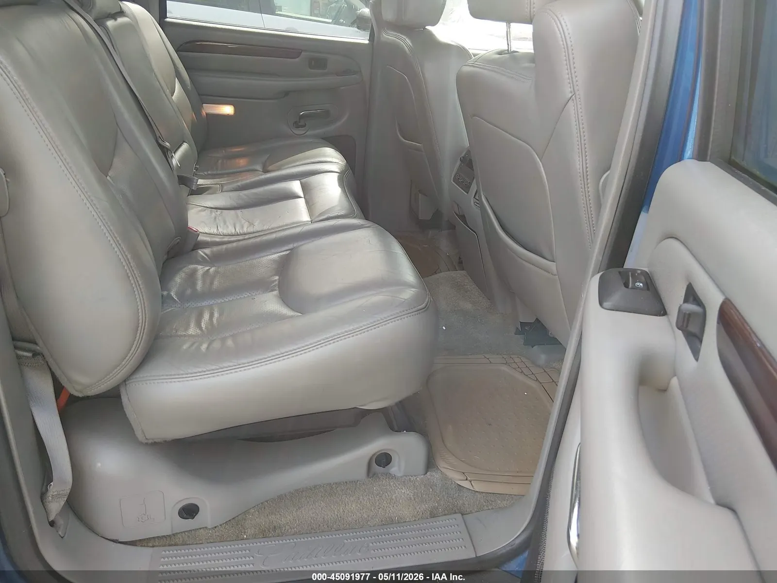 2003 Cadillac Escalade EXT STANDARD
