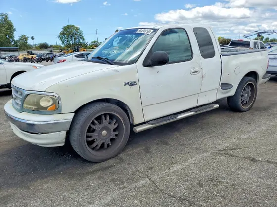 2000 Ford F-150 XL
