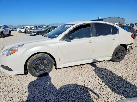 2014 Subaru Legacy 2.5i