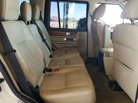 2016 Land Rover LR4 HSE