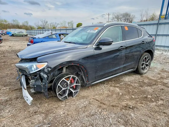 2021 Alfa Romeo Stelvio Ti