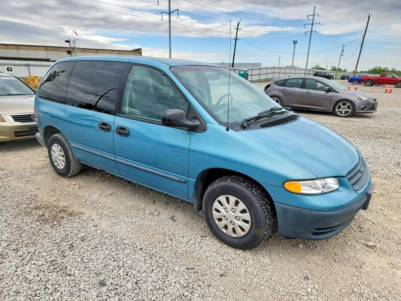 1996 Plymouth Voyager