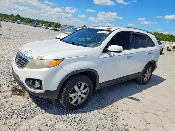 2011 Kia Sorento LX