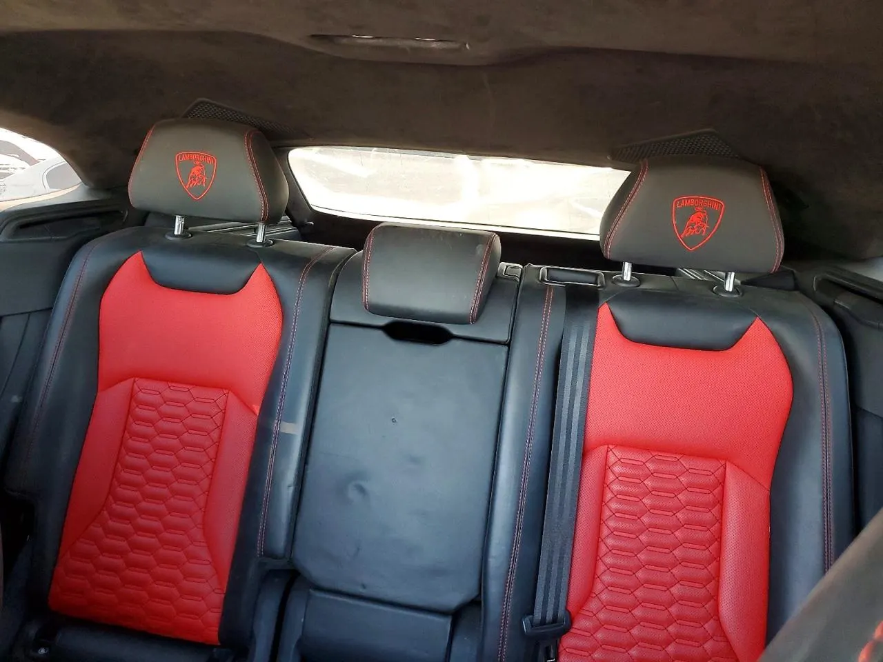 2019 Lamborghini Urus