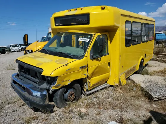 2016 Ford ECONOLINE CARGO E450 SUPER DUTY CUTAWAY VAN