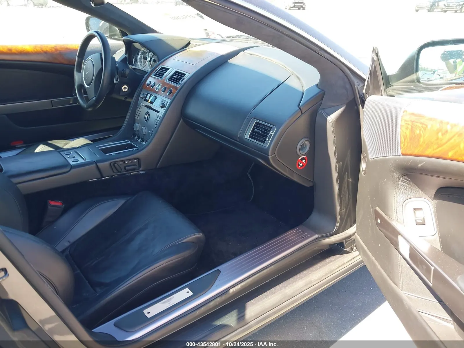 2007 Aston Martin DB9 VOLANTE