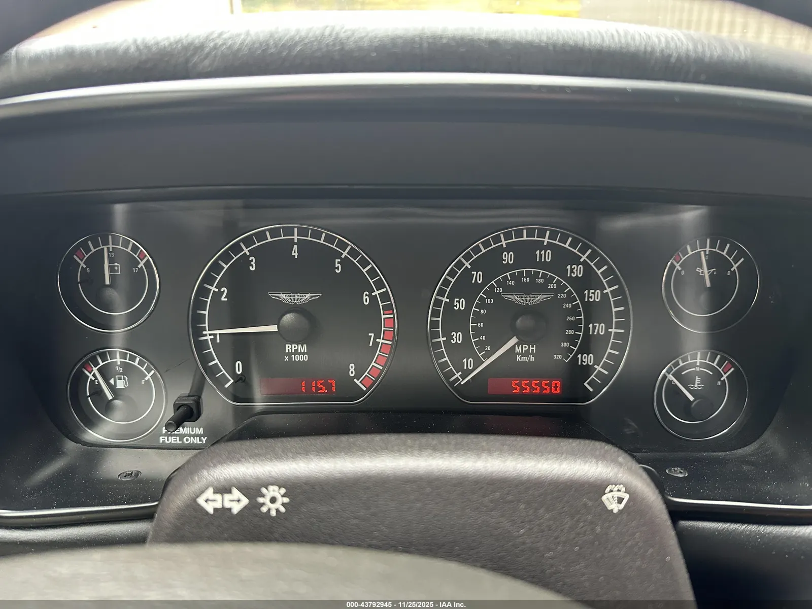 2001 Aston Martin DB7