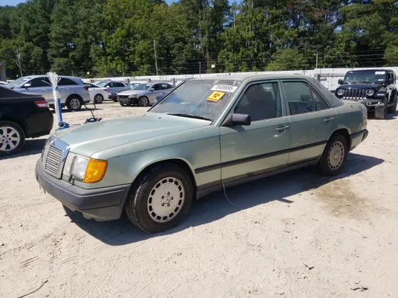 1988 Mercedes-Benz 300 Series 300E