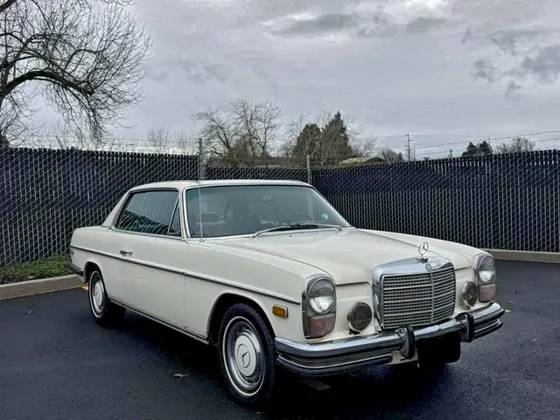 1972 Mercedes-Benz 250 250C