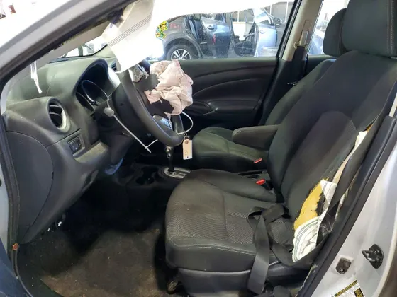 2018 Nissan Versa Sedan SV