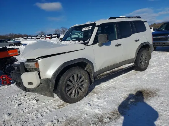 2026 Toyota Land Cruiser