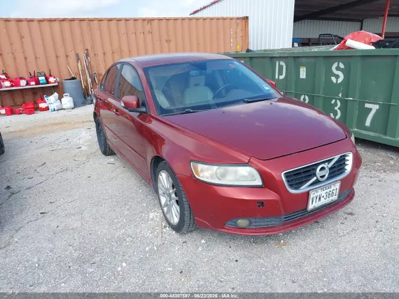 2011 Volvo S40 T5/T5 R-DESIGN