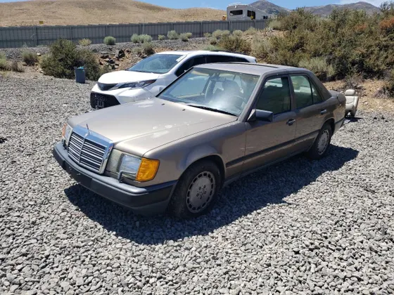 1988 Mercedes-Benz 300 Series 300E