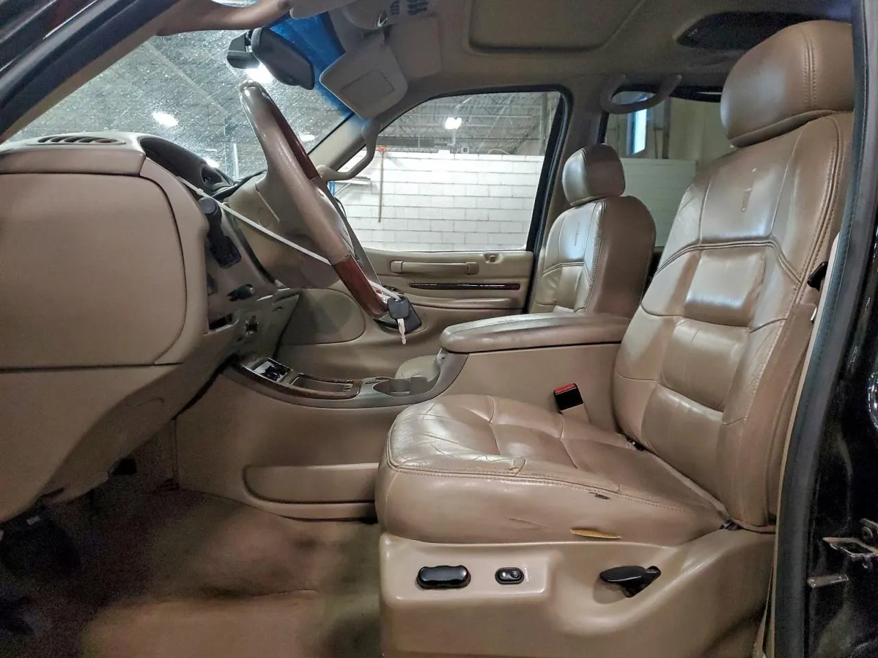 2002 Lincoln Navigator