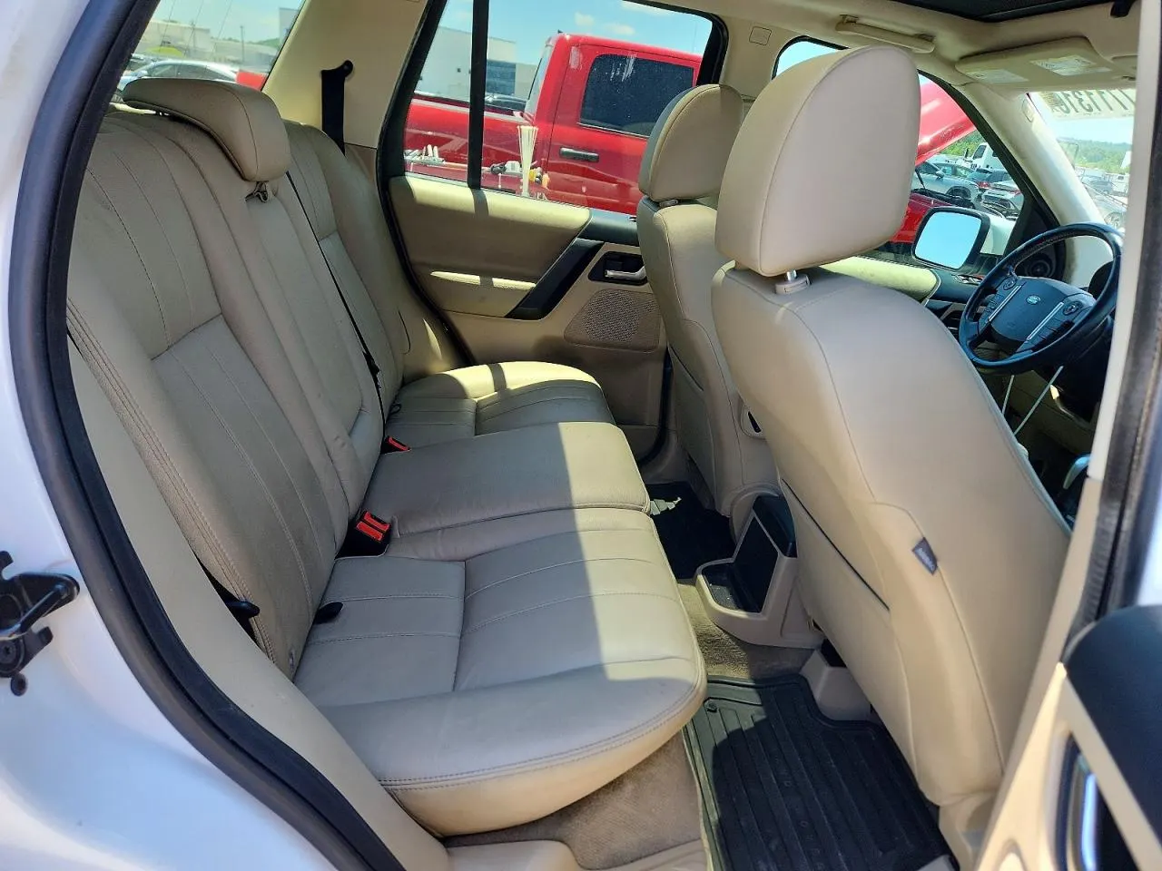 2013 Land Rover LR2