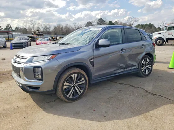 2025 Mitsubishi Outlander Sport S
