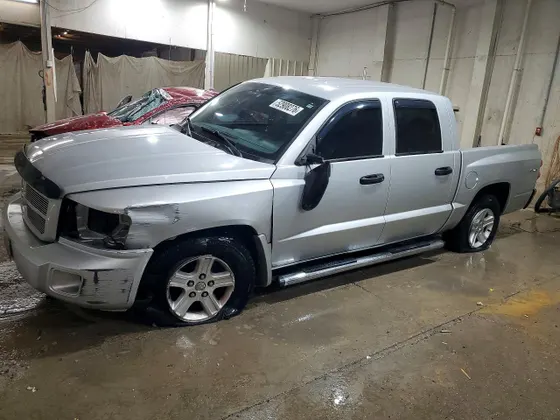 2011 Ram Dakota Bighorn/Lonestar