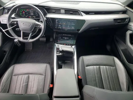 2024 Audi Q8 e-tron Sportback S line Premium Plus