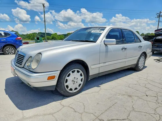 1998 Mercedes-Benz E