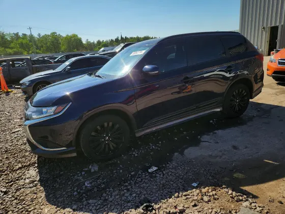 2020 Mitsubishi Outlander ES