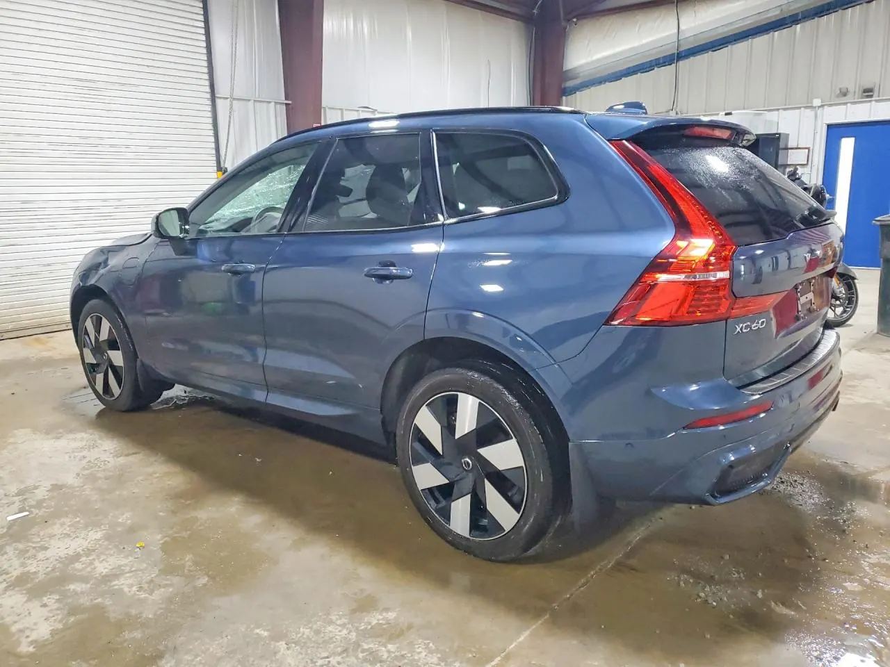 2025 Volvo XC60 Plug-In Hybrid Plus