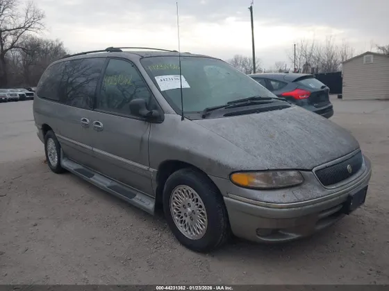 1996 Chrysler Town & Country