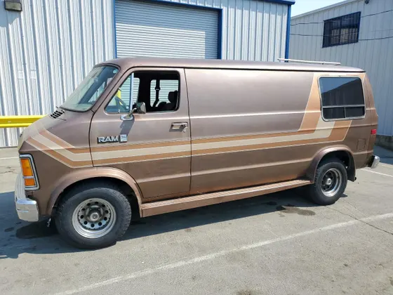 1986 Dodge RAM B250