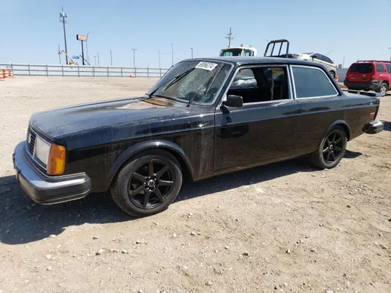 1975 Volvo 200 242