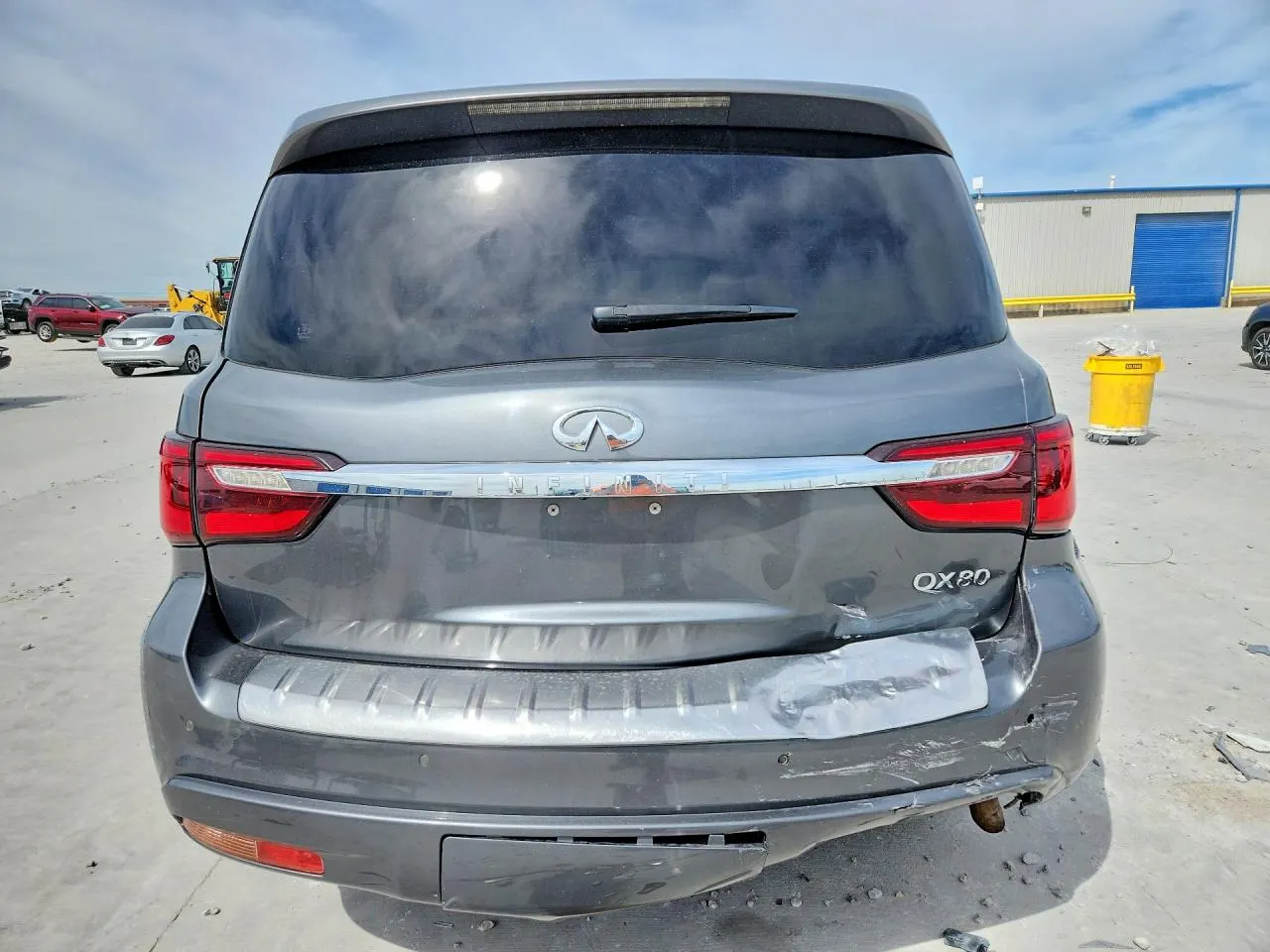 2019 INFINITI QX80 LUXE