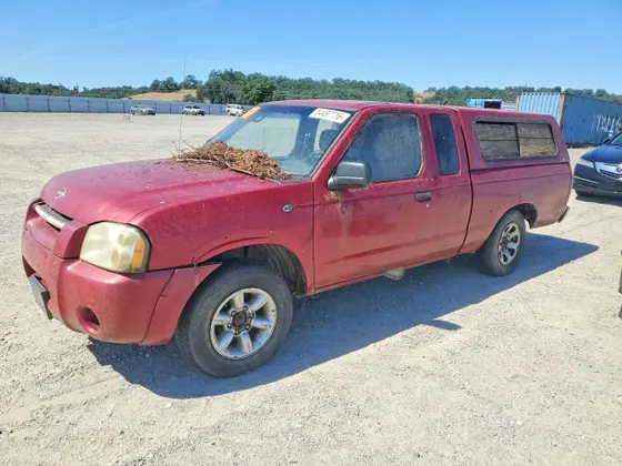 2002 Nissan Frontier 2WD XE