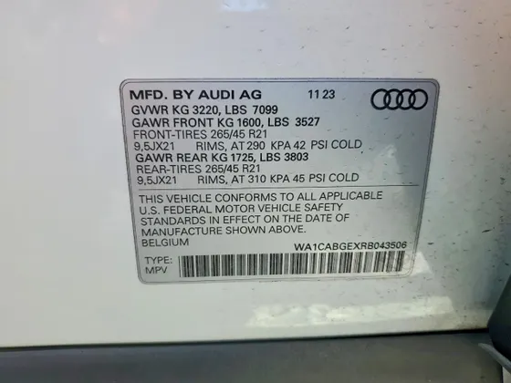 2024 Audi Q8 e-tron Sportback S line Premium Plus