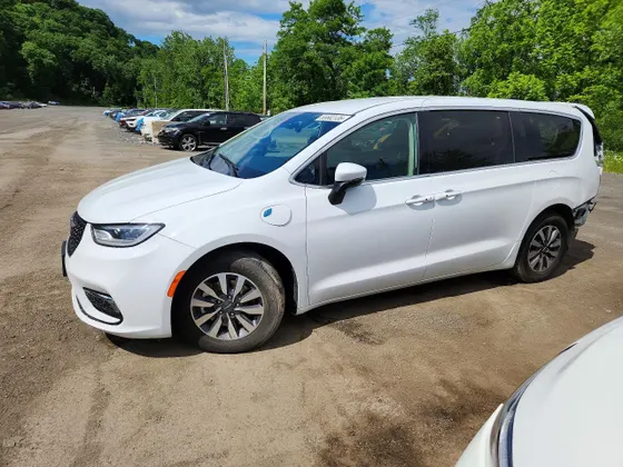 2023 Chrysler Pacifica Hybrid Touring L
