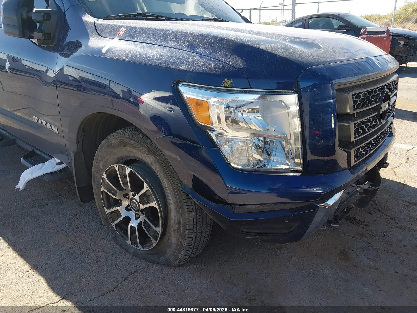 2023 Nissan Titan SV
