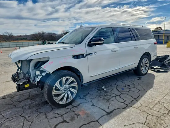 2024 Lincoln Navigator L Reserve