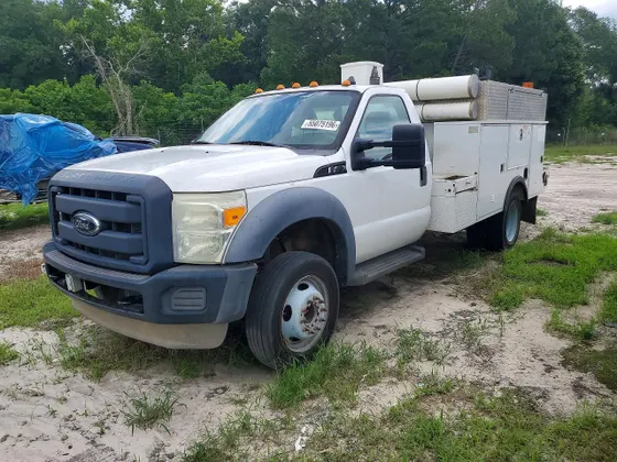 2012 Ford Super Duty F-450 DRW XL