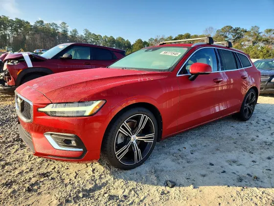 2020 Volvo V60 Inscription