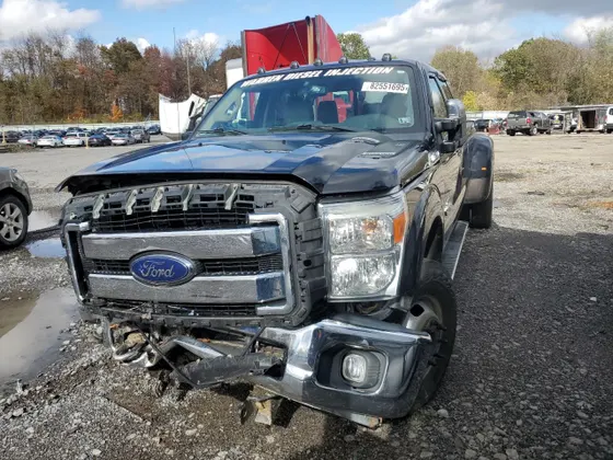 2016 Ford Super Duty F-350 DRW Lariat
