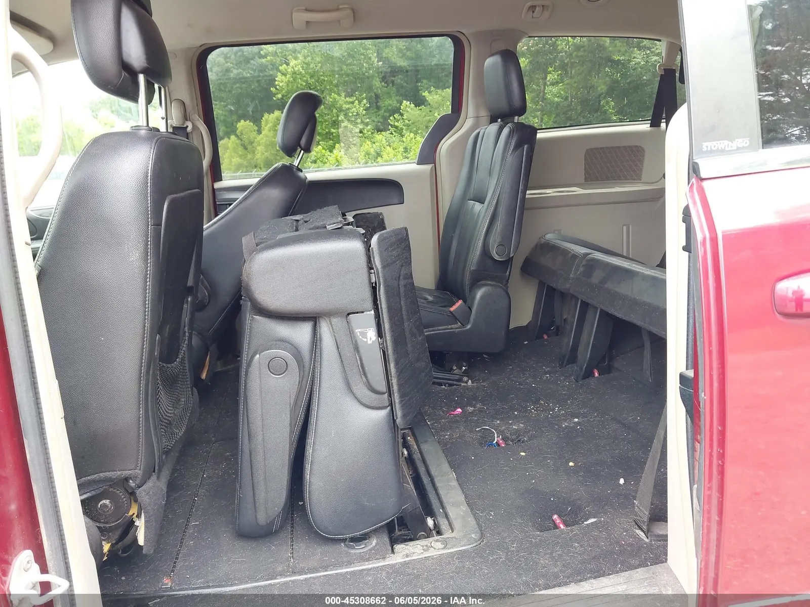 2013 Chrysler Town & Country Touring