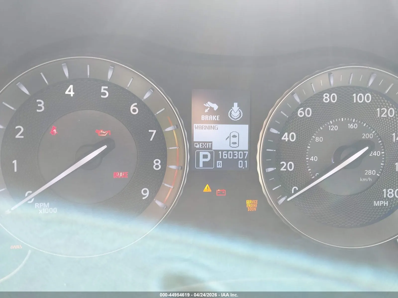 2011 INFINITI M56