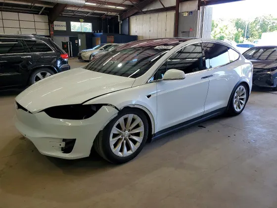2016 Tesla Model X 70D