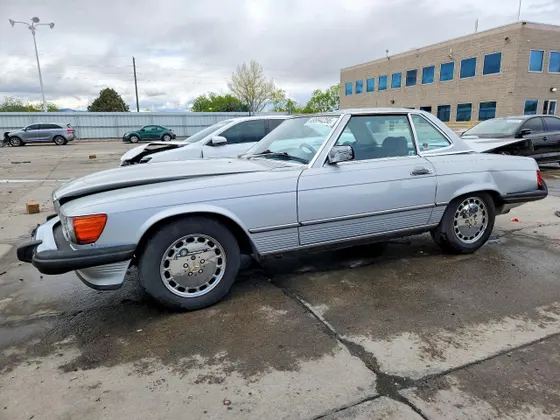 1988 Mercedes-Benz 560 Series 560SL